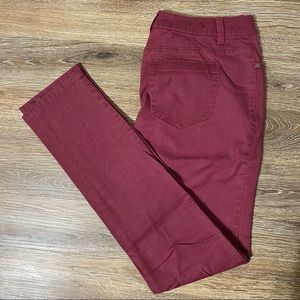 ✨Host Pick✨ Kenneth Cole New York Jeans